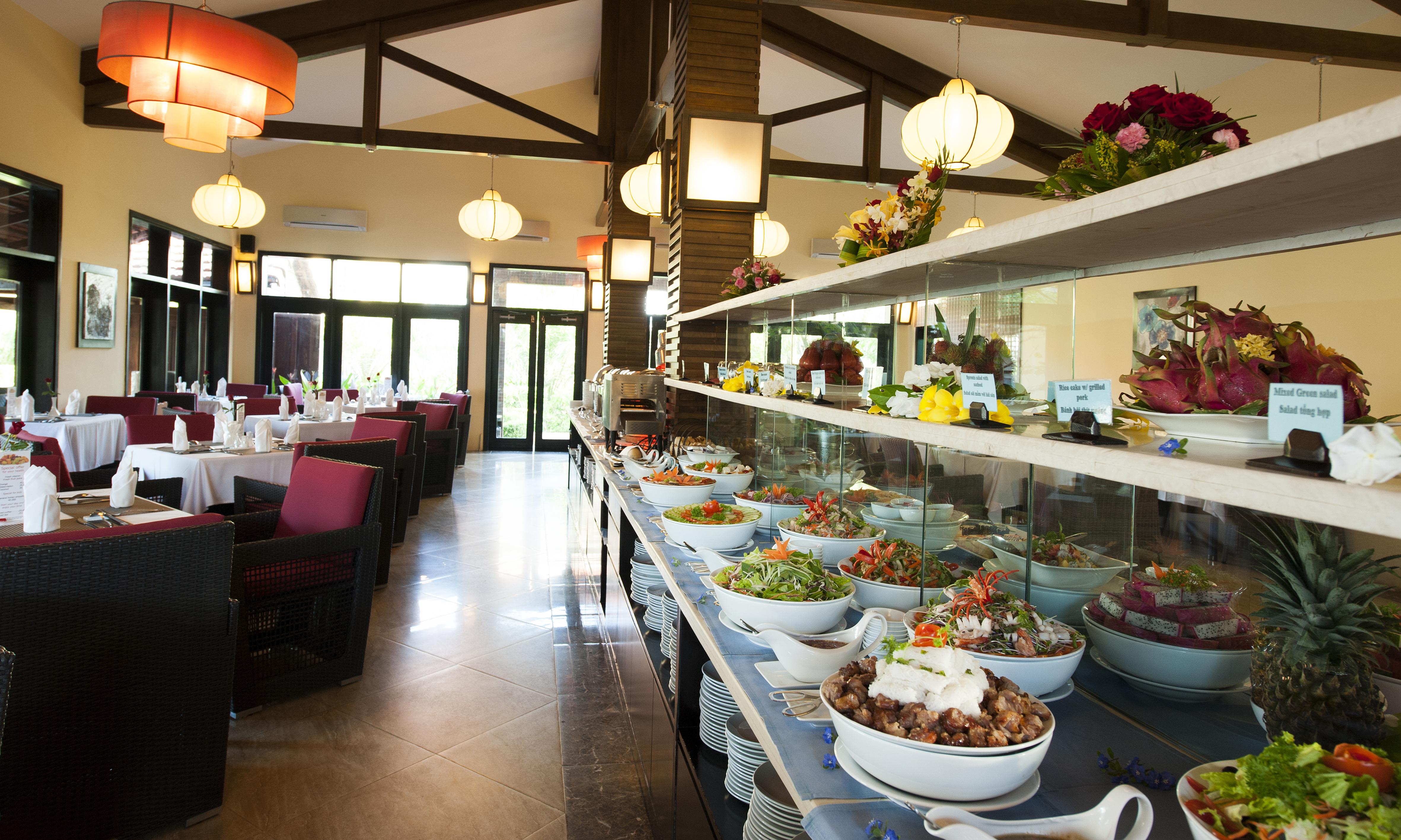 Famiana Resort & Spa - Breakfast Is Served As Brunch 6Am30 To 1Pm Дуонг-Донг Экстерьер фото